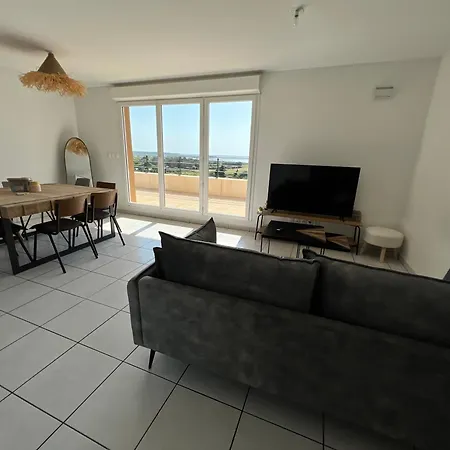 Cocon D'ingril Penthouse Vue アパート